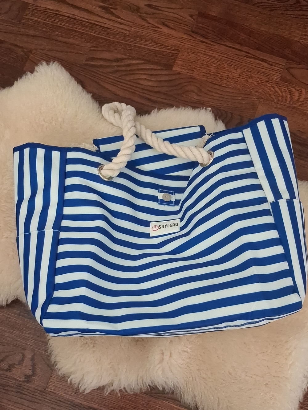 SHYLERO STRIPED BEACH BAG